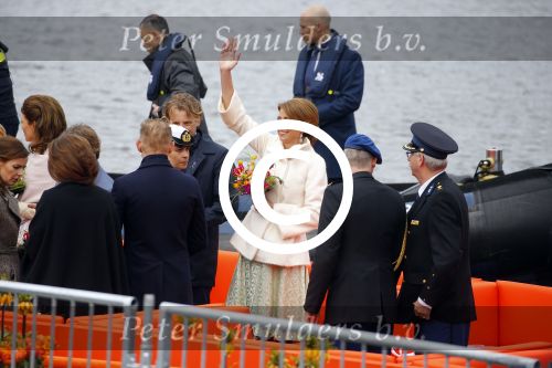 Zwolle 27 april 2016
Koningsdag in Zwolle met Koning Willem Alexander Koningin Maxima Prinses Amalia Ariane Alexia Prins Constantijn Prinses Laurentien Prins Maurits Prinses Marilene Prins Bernhard Prinses Annette Prins Pieter Christiaan Prinses Anita Prins Floris en Prinses Aimee.