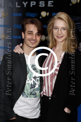 Amsterdam 18 mei 2016
Premiere X men in pathe arena. Ralf Mackenbach met vriendin