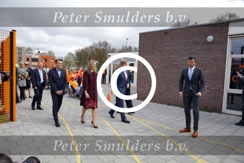 Amsterdam 22 april 2016
Koning Willem Alexander en Koningin Maxima bij de opening van de koningsspelen in Amsterdam.
Richard Krajicek vangt ze op en Johnny de Mol doet de presentatie.