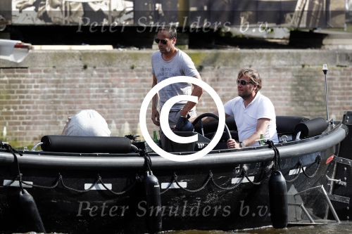 Amsterdam 7 mei 2016 
Rob Witschge en zijn vrouw Barbara aan het varen met Johnny en Danielle van t schip en hun dochter.