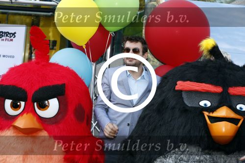 Amsterdam 7 mei 2016
Premiere Angry birds in pathe arena met oa de nederlandse stemmencast , Enzo Knol Ruben Nicolai Murth Mossel Eddy Zoe en Robin Martens.