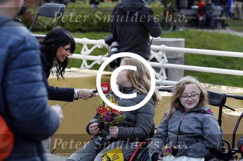 Zwolle 27 april 2016
Koningsdag in Zwolle met Koning Willem Alexander Koningin Maxima Prinses Amalia Ariane Alexia Prins Constantijn Prinses Laurentien Prins Maurits Prinses Marilene Prins Bernhard Prinses Annette Prins Pieter Christiaan Prinses Anita Prins Floris en Prinses Aimee. Sandra Schuurhof
