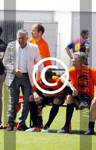 Amsterdam 13 mei 2016
Sportdag van de Johan Cruijff foundation in het olymoisch stadion met oa Johnny Heitinga Dennis Bergkamp Peter Heerschop Vigo Waas Sjaak Swart Kenneth Perez Evelyne de Bruin en Raoul Heertje.