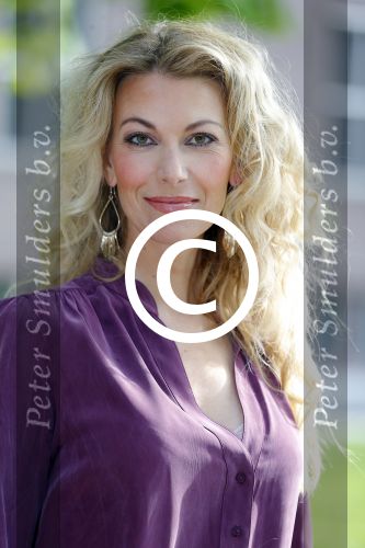 Amsterdam 22 april 2016 
Boekpresentatie Maestra met  Heleen van Royen, schrijfster Lisa Hilton en Halina Reijn. Susan Smit