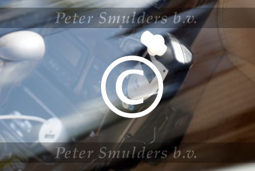 Amsterdam 19 april 2016 
Alcoholslot in de auto van Thijs Romer