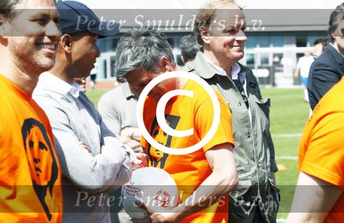 Amsterdam 13 mei 2016
Sportdag van de Johan Cruijff foundation in het olymoisch stadion met oa Johnny Heitinga Dennis Bergkamp Peter Heerschop Vigo Waas Sjaak Swart Kenneth Perez Evelyne de Bruin en Raoul Heertje.