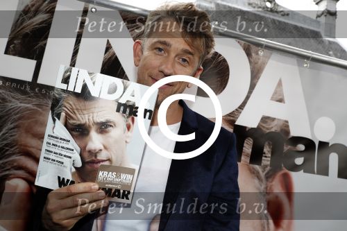 Amsterdam 18 april 2016 
Presentatie Linda man met Waldemar Torenstra op de cover. De presentatie is op het dakterras van de Bijenkorf.
