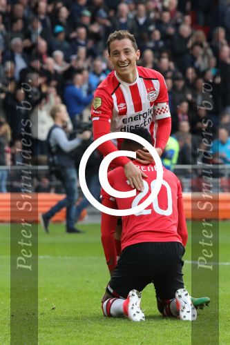 Eindhoven,23 April 2017 PSV-AJAX Seizoen 2016/2017, eindstand 1-0
Andre Guardado