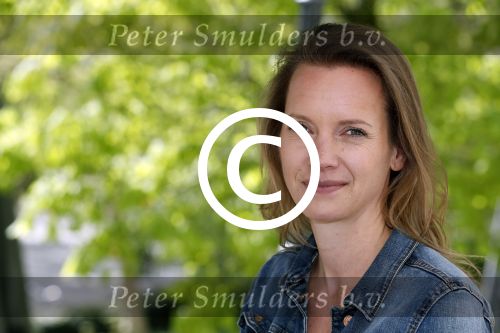 Amsterdam 13 april 2017 
Castpresentatie Huisvrouwen Bestaan Niet in vondel CS in het vondelpark. Anielle Webster