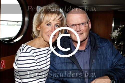 Rotterdam 9 mei 2017
Presentatie cd Joke Bruijs op een boot in Rotterdam. Joke met Ben Holthuis