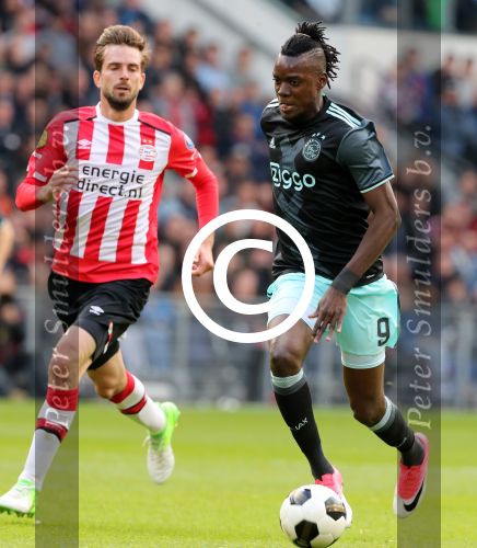 Eindhoven,23 April 2017 PSV-AJAX Seizoen 2016/2017, eindstand 1-0
Bertrand Traore