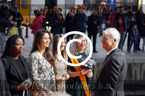 Tilburg 27 april 2017
Koningsdag in Tilburg. 
Bloemen denim 013 voor Koningin