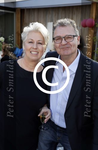 Lelystad 7 april 2017 
Uitreiking boek Christa Krommenhoek ( dochter Koos Alberts). Koos en Joke krijgen het eerste boek van haar. Christa met vriend