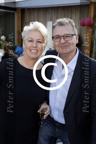 Lelystad 7 april 2017 
Uitreiking boek Christa Krommenhoek ( dochter Koos Alberts). Koos en Joke krijgen het eerste boek van haar. Christa met vriend