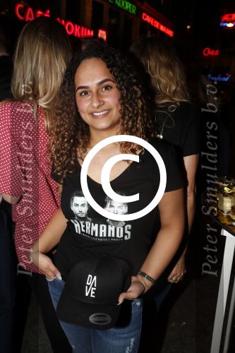 Amsterdam 1 april 2017
Dave en Donny Roelvink open Club Hermanos op het Leidse plein.
Papa Dries Honoria mama Lucienne en de vriendinnen  Amije ( Donny)  en Julia (Dave) waren erbij.