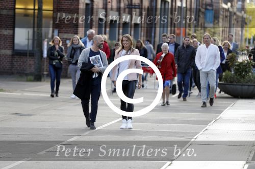 Amsterdam 9 mei 2017 
Presentatie boek Dafne Schippers en haar zus Sanne . Titel van het boek is Dafne Likes. dafne met Jochem Bouwens