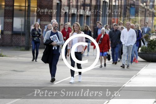 Amsterdam 9 mei 2017 
Presentatie boek Dafne Schippers en haar zus Sanne . Titel van het boek is Dafne Likes. dafne met Jochem Bouwens