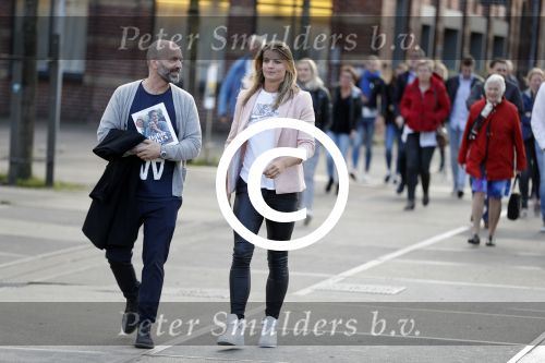 Amsterdam 9 mei 2017 
Presentatie boek Dafne Schippers en haar zus Sanne . Titel van het boek is Dafne Likes. dafne met Jochem Bouwens