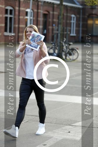 Amsterdam 9 mei 2017 
Presentatie boek Dafne Schippers en haar zus Sanne . Titel van het boek is Dafne Likes.