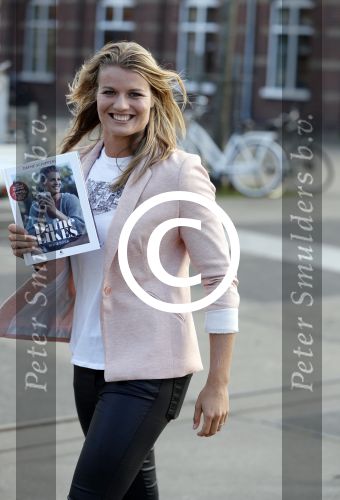 Amsterdam 9 mei 2017 
Presentatie boek Dafne Schippers en haar zus Sanne . Titel van het boek is Dafne Likes.
