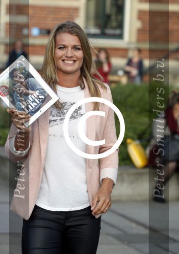 Amsterdam 9 mei 2017 
Presentatie boek Dafne Schippers en haar zus Sanne . Titel van het boek is Dafne Likes.
