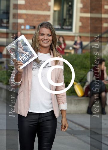 Amsterdam 9 mei 2017 
Presentatie boek Dafne Schippers en haar zus Sanne . Titel van het boek is Dafne Likes.