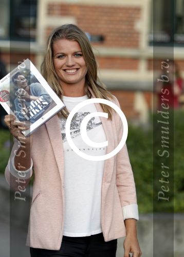 Amsterdam 9 mei 2017 
Presentatie boek Dafne Schippers en haar zus Sanne . Titel van het boek is Dafne Likes.