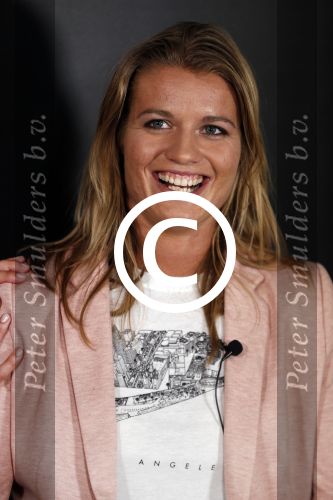 Amsterdam 9 mei 2017 
Presentatie boek Dafne Schippers en haar zus Sanne . Titel van het boek is Dafne Likes.