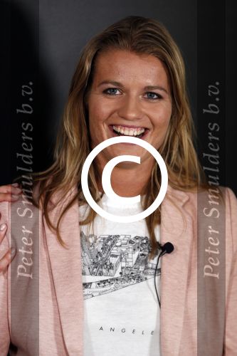 Amsterdam 9 mei 2017 
Presentatie boek Dafne Schippers en haar zus Sanne . Titel van het boek is Dafne Likes.