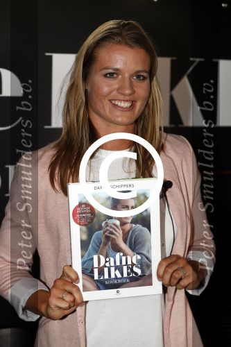 Amsterdam 9 mei 2017 
Presentatie boek Dafne Schippers en haar zus Sanne . Titel van het boek is Dafne Likes.