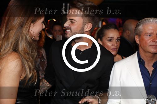 Amsterdam 1 april 2017
Dave en Donny Roelvink open Club Hermanos op het Leidse plein.
Papa Dries Honoria mama Lucienne en de vriendinnen  Amije ( Donny)  en Julia (Dave) waren erbij.