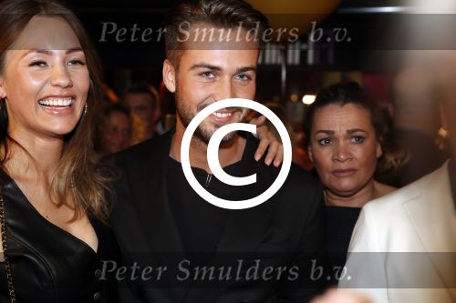 Amsterdam 1 april 2017
Dave en Donny Roelvink open Club Hermanos op het Leidse plein.
Papa Dries Honoria mama Lucienne en de vriendinnen  Amije ( Donny)  en Julia (Dave) waren erbij.
