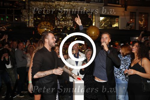 Amsterdam 1 april 2017
Dave en Donny Roelvink open Club Hermanos op het Leidse plein.
Papa Dries Honoria mama Lucienne en de vriendinnen  Amije ( Donny)  en Julia (Dave) waren erbij.