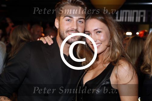 Amsterdam 1 april 2017
Dave en Donny Roelvink open Club Hermanos op het Leidse plein.
Papa Dries Honoria mama Lucienne en de vriendinnen  Amije ( Donny)  en Julia (Dave) waren erbij.