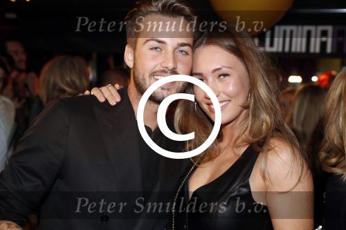 Amsterdam 1 april 2017
Dave en Donny Roelvink open Club Hermanos op het Leidse plein.
Papa Dries Honoria mama Lucienne en de vriendinnen  Amije ( Donny)  en Julia (Dave) waren erbij.
