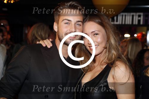 Amsterdam 1 april 2017
Dave en Donny Roelvink open Club Hermanos op het Leidse plein.
Papa Dries Honoria mama Lucienne en de vriendinnen  Amije ( Donny)  en Julia (Dave) waren erbij.