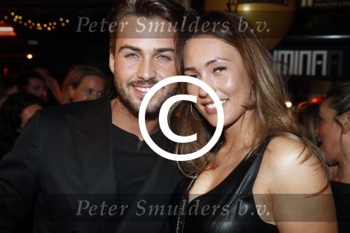 Amsterdam 1 april 2017
Dave en Donny Roelvink open Club Hermanos op het Leidse plein.
Papa Dries Honoria mama Lucienne en de vriendinnen  Amije ( Donny)  en Julia (Dave) waren erbij.