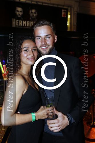 Amsterdam 1 april 2017
Dave en Donny Roelvink open Club Hermanos op het Leidse plein.
Papa Dries Honoria mama Lucienne en de vriendinnen  Amije ( Donny)  en Julia (Dave) waren erbij.