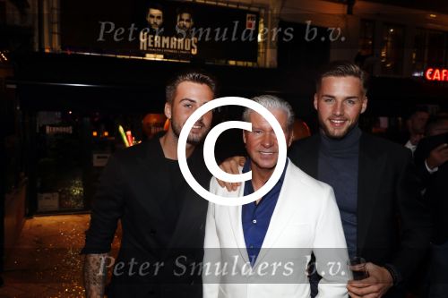Amsterdam 1 april 2017
Dave en Donny Roelvink open Club Hermanos op het Leidse plein.
Papa Dries Honoria mama Lucienne en de vriendinnen  Amije ( Donny)  en Julia (Dave) waren erbij.