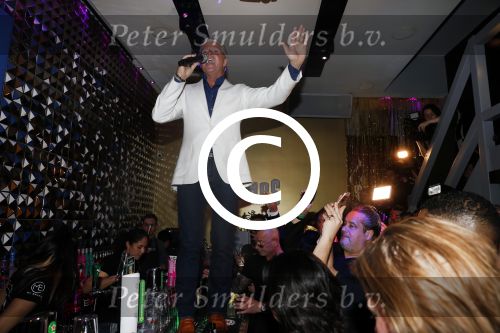 Amsterdam 1 april 2017
Dave en Donny Roelvink open Club Hermanos op het Leidse plein.
Papa Dries Honoria mama Lucienne en de vriendinnen  Amije ( Donny)  en Julia (Dave) waren erbij.