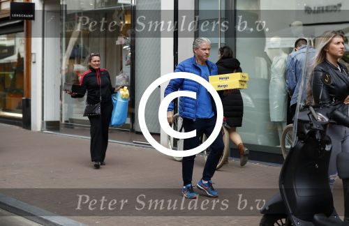Amsterdam 10 april 2017
Dries en Honoria Roelvink op de pc hooftstraat