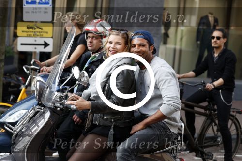 Amsterdam 12 mei 2017  
Edwin Jonker met vriendin op vespa scooter