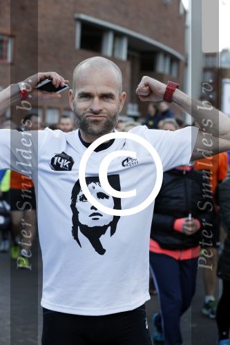 Amsterdam 25 april 2017
Huis Igone de JonghJohan Cruijff run van 14 km vanuit Olympisch stadon naar Arena. Johan Cruijff zou vandaag 70 geworden zijn. oa Estelle Cruijff Johnny Heitinga Sjaak Swart Erben Wennemars deden mee