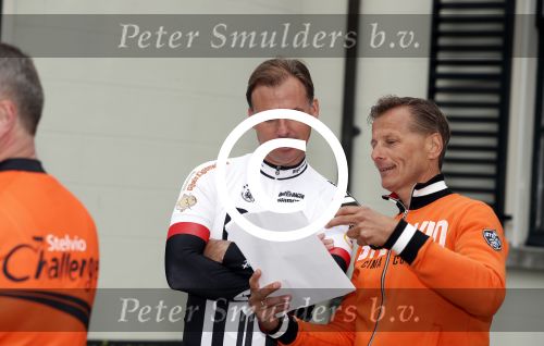 Nijkerk 14 april 2017
Presentatie sterren wielrennersteam  van jeroen Mantel. Eric Breukink