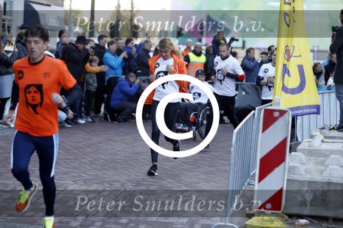 Amsterdam 25 april 2017
Huis Igone de JonghJohan Cruijff run van 14 km vanuit Olympisch stadon naar Arena. Johan Cruijff zou vandaag 70 geworden zijn. oa Estelle Cruijff Johnny Heitinga Sjaak Swart Erben Wennemars deden mee