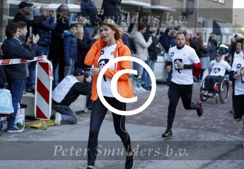 Amsterdam 25 april 2017
Huis Igone de JonghJohan Cruijff run van 14 km vanuit Olympisch stadon naar Arena. Johan Cruijff zou vandaag 70 geworden zijn. oa Estelle Cruijff Johnny Heitinga Sjaak Swart Erben Wennemars deden mee