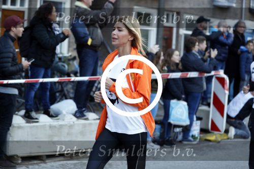 Amsterdam 25 april 2017
Huis Igone de JonghJohan Cruijff run van 14 km vanuit Olympisch stadon naar Arena. Johan Cruijff zou vandaag 70 geworden zijn. oa Estelle Cruijff Johnny Heitinga Sjaak Swart Erben Wennemars deden mee