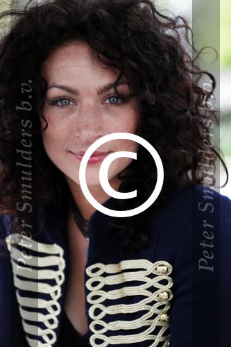 Amsterdam 13 april 2017 
Castpresentatie Huisvrouwen Bestaan Niet in vondel CS in het vondelpark. Eva v d Wijdeven