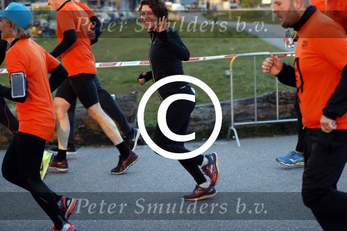 Amsterdam 25 april 2017
Huis Igone de JonghJohan Cruijff run van 14 km vanuit Olympisch stadon naar Arena. Johan Cruijff zou vandaag 70 geworden zijn. oa Estelle Cruijff Johnny Heitinga Sjaak Swart Erben Wennemars deden mee. Evelyne de Bruijn
