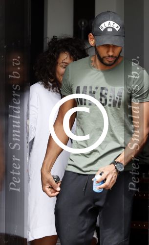 Purmerland 23 april 2017
Fajah Lourens haar nieuwe vriend vertrekt bij haar huis